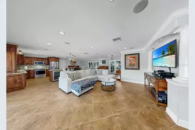 6317 Cocoa Lane, Apollo Beach, FL 33572 - Photo 10