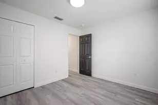 3217 Pine Top Dr, Valrico, FL 33594 - Photo 16