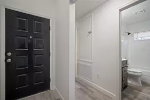 3217 Pine Top Dr, Valrico, FL 33594 - Photo 2