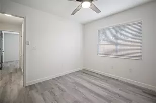 3217 Pine Top Dr, Valrico, FL 33594 - Photo 20