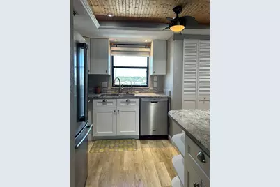 7050 Sunset Drive S #716, South Pasadena, FL 33707 - Photo 8