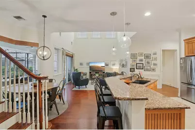 15929 Ternglade Drive, Lithia, FL 33547 - Photo 18