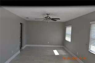 6204 W Knights Griffin Rd, Plant City, FL 33565 - Photo 2