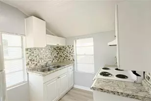 8316 N Klondyke St, Tampa, FL 33604 - Photo 4