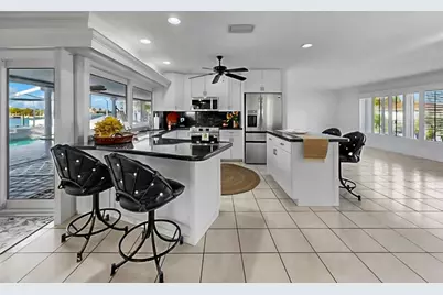 6344 Cottonwood Lane, Apollo Beach, FL 33572 - Photo 18