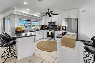 6344 Cottonwood Ln, Apollo Beach, FL 33572 - Photo 14