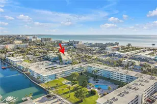 6161 Gulf Winds Dr, Saint Pete Beach, FL 33706 - Photo 38