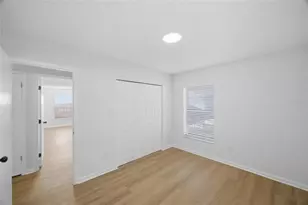 1812 E 99th Ave, Tampa, FL 33612 - Photo 16