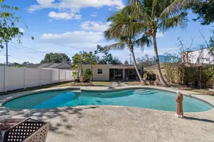 805 N Lincoln Ave, Tampa, FL 33609 - Photo 2