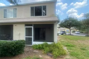2469 Lake Woodberry Cir, Brandon, FL 33510 - Photo 10