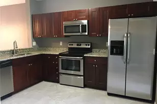 2469 Lake Woodberry Cir, Brandon, FL 33510 - Photo 2