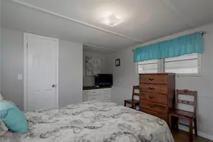 4235 72nd Way N, Saint Petersburg, FL 33709 - Photo 12