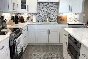 1 Beach Dr SE, Saint Petersburg, FL 33701 - Photo 8