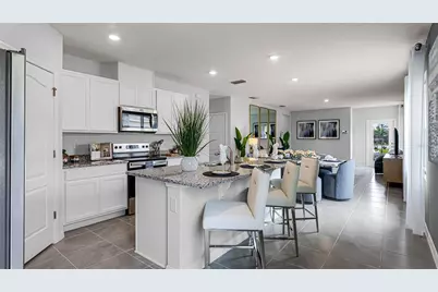 35540 Kinsey Point, Zephyrhills, FL 33541 - Photo 2