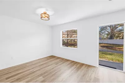 8517 Edgewater Place Boulevard, Tampa, FL 33615 - Photo 16