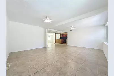 7250 12th Avenue N, Saint Petersburg, FL 33710 - Photo 6