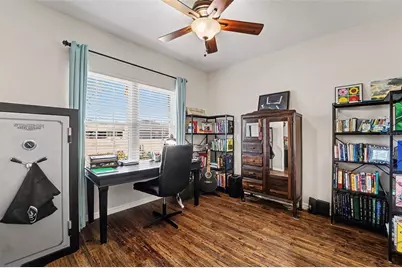 10118 Cleghorn Drive, San Antonio, FL 33576 - Photo 18