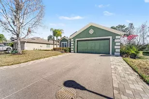 10118 Cleghorn Dr, San Antonio, FL 33576 - Photo 4