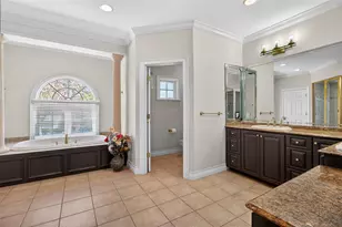 1100 Tortuga Cir NE, Saint Petersburg, FL 33702 - Photo 44