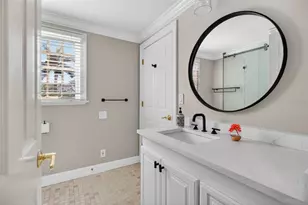 1100 Tortuga Cir NE, Saint Petersburg, FL 33702 - Photo 24