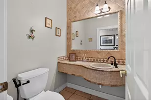 1100 Tortuga Cir NE, Saint Petersburg, FL 33702 - Photo 22