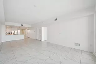 125 Island Way, Clearwater Beach, FL 33767 - Photo 8