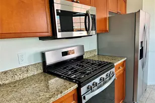 2733 Via Cipriani, Clearwater, FL 33764 - Photo 12