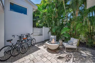 1710 Brightwaters Boulevard NE, Saint Petersburg, FL 33704 - Photo 44