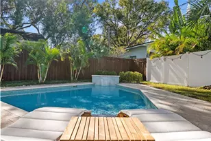 3801 S Lynwood Ave, Tampa, FL 33611 - Photo 2