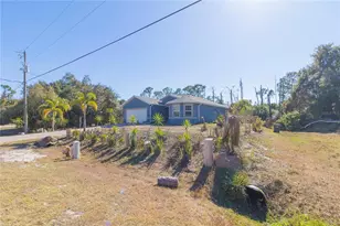 1421 Oregon Ln, North Port, FL 34286 - Photo 4