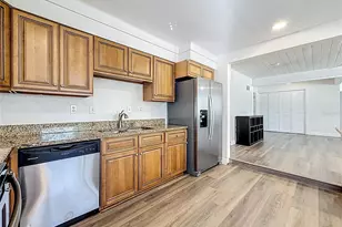 424 72nd St N, Saint Petersburg, FL 33710 - Photo 6