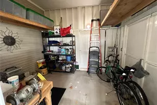 7316 Americana Dr NE, Saint Petersburg, FL 33702 - Photo 8