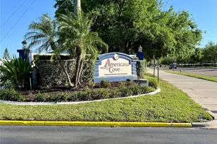 7316 Americana Dr NE, Saint Petersburg, FL 33702 - Photo 2