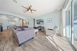 6831 Guilford Bridge Dr, Apollo Beach, FL 33572 - Photo 14