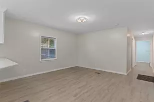 193 Gladys Ave, Inglis, FL 34449 - Photo 8