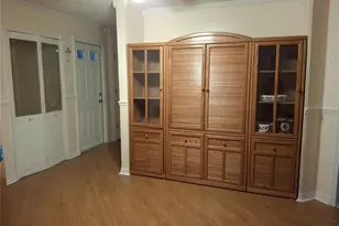 9305 120th Ln, Seminole, FL 33772 - Photo 6