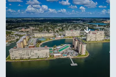 4525 Cove Circle #604, Saint Petersburg, FL 33708 - Photo 2