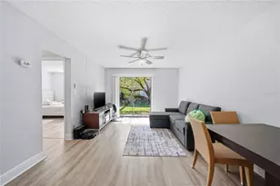 5040 Terrace Palms Cir, Tampa, FL 33617 - Photo 14