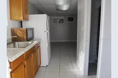 28 N Grosse Avenue #C, Tarpon Springs, FL 34689 - Photo 2