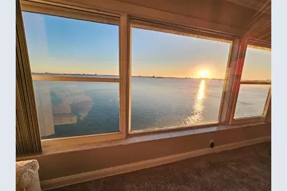 6020 Shore Boulevard S #701, Gulfport, FL 33707 - Photo 14