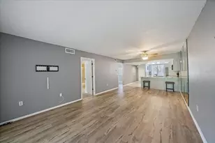 7742 Eagle Creek Dr, Sarasota, FL 34243 - Photo 12