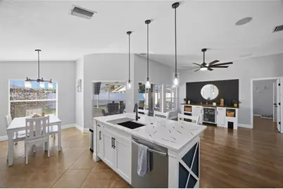 7206 Hamilton Park Boulevard, Tampa, FL 33615 - Photo 10