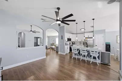 7206 Hamilton Park Boulevard, Tampa, FL 33615 - Photo 12