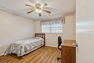 2465 Northside Dr, Clearwater, FL 33761 - Photo 32