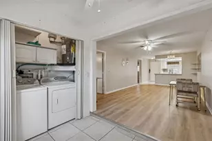 2465 Northside Dr, Clearwater, FL 33761 - Photo 22
