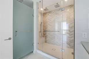 400 Central Ave, Saint Petersburg, FL 33701 - Photo 28