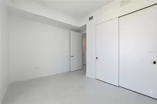 400 Central Ave, Saint Petersburg, FL 33701 - Photo 20