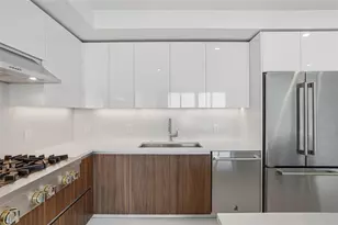 400 Central Ave, Saint Petersburg, FL 33701 - Photo 10