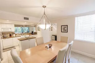 1205 E Peppertree Dr, Sarasota, FL 34242 - Photo 12