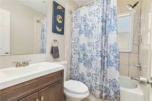 204 Circle Hill Dr, Brandon, FL 33510 - Photo 20